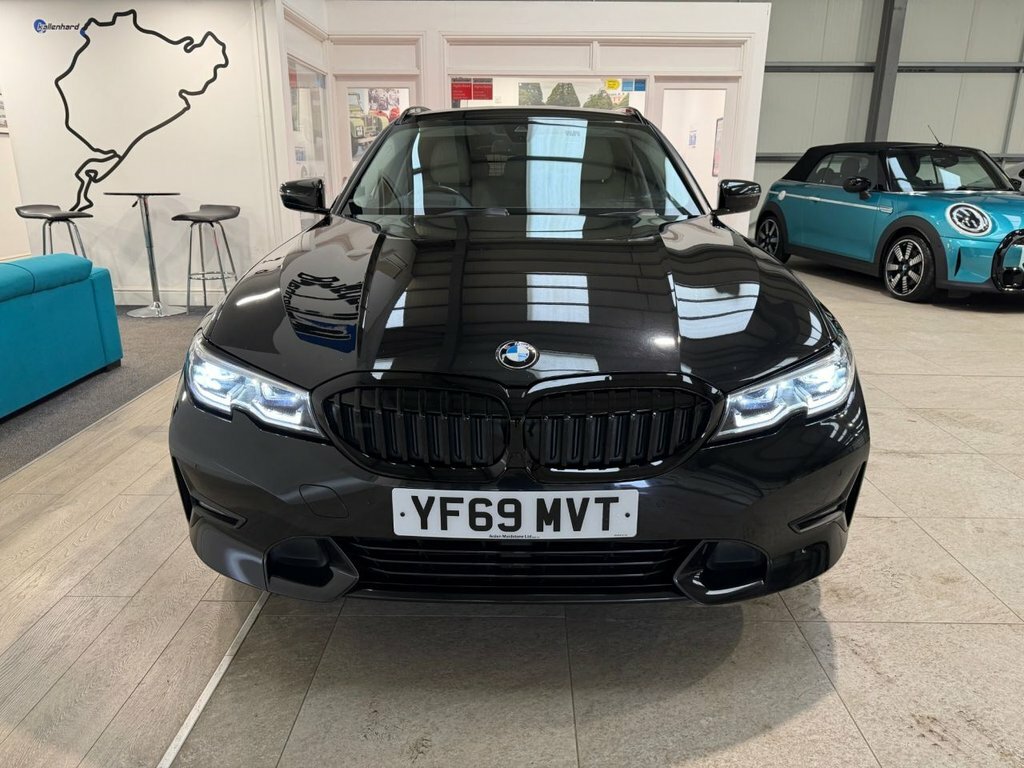 BMW 3 Series 2L Sport YF69MVT Black #2