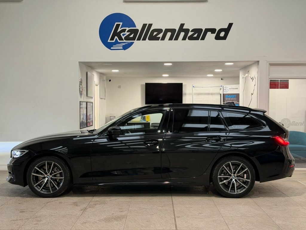 BMW 3 Series 2L Sport YF69MVT Black #6