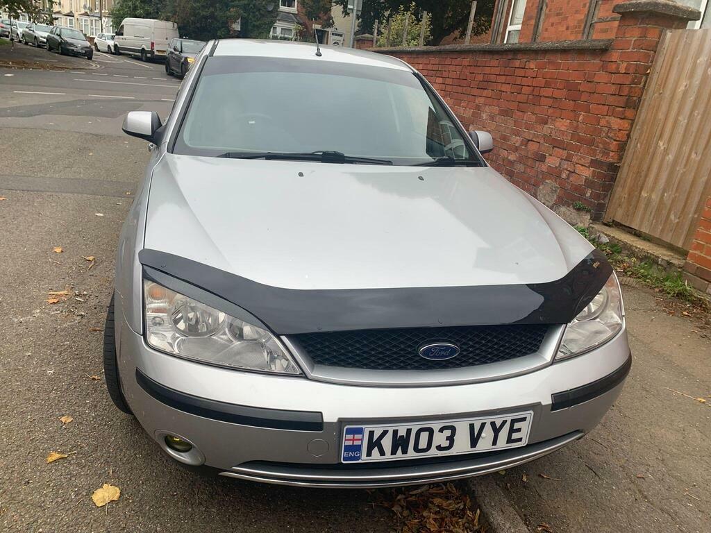 Ford Mondeo 2.0 Ghia Silver #2