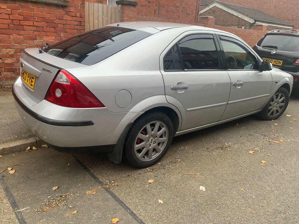 Ford Mondeo 2.0 Ghia Silver #6
