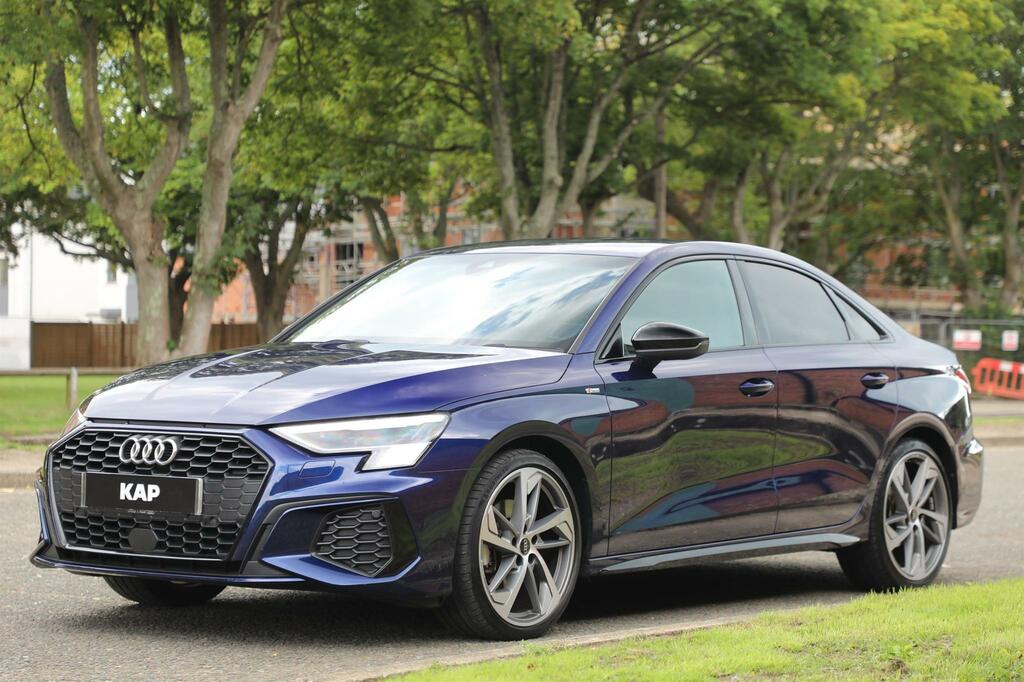 Audi A3 Edition 1 Tfsi S Line Edition 1 Mhev EA72HHE Blue #4