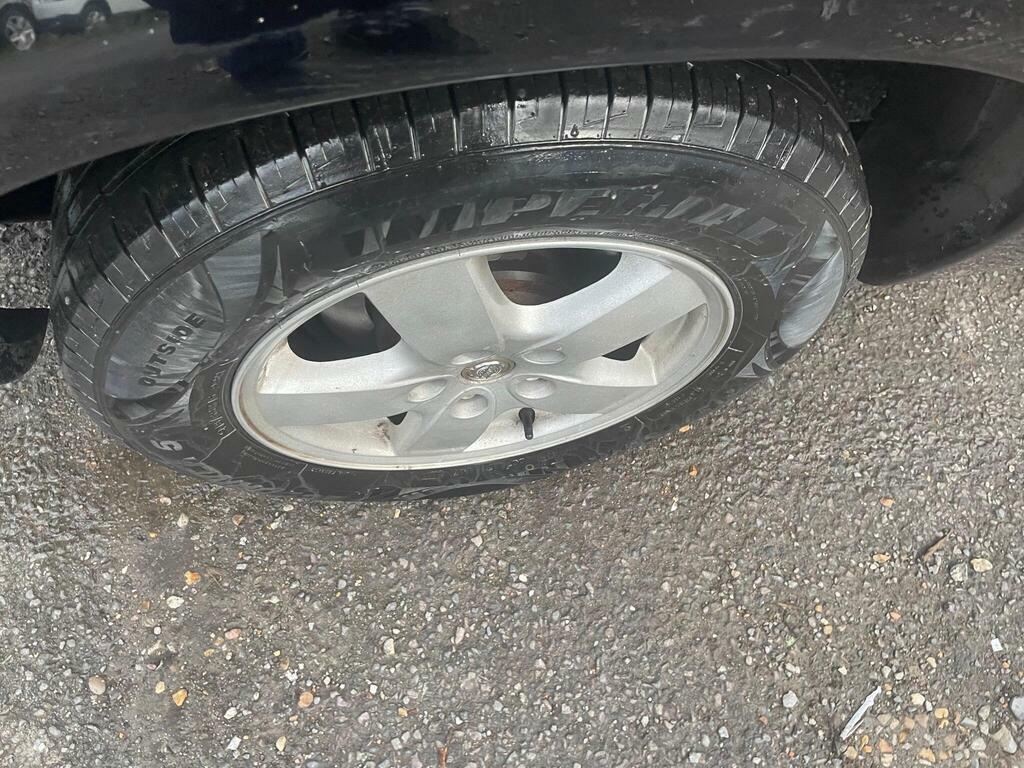 Chrysler Grand Voyager Executive Crd Silver #7