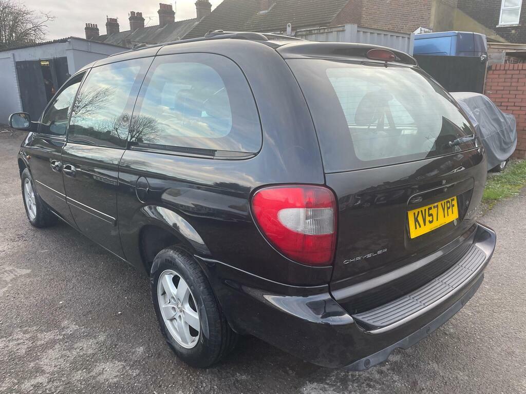Chrysler Grand Voyager 2.8 Crd Executive Black #4