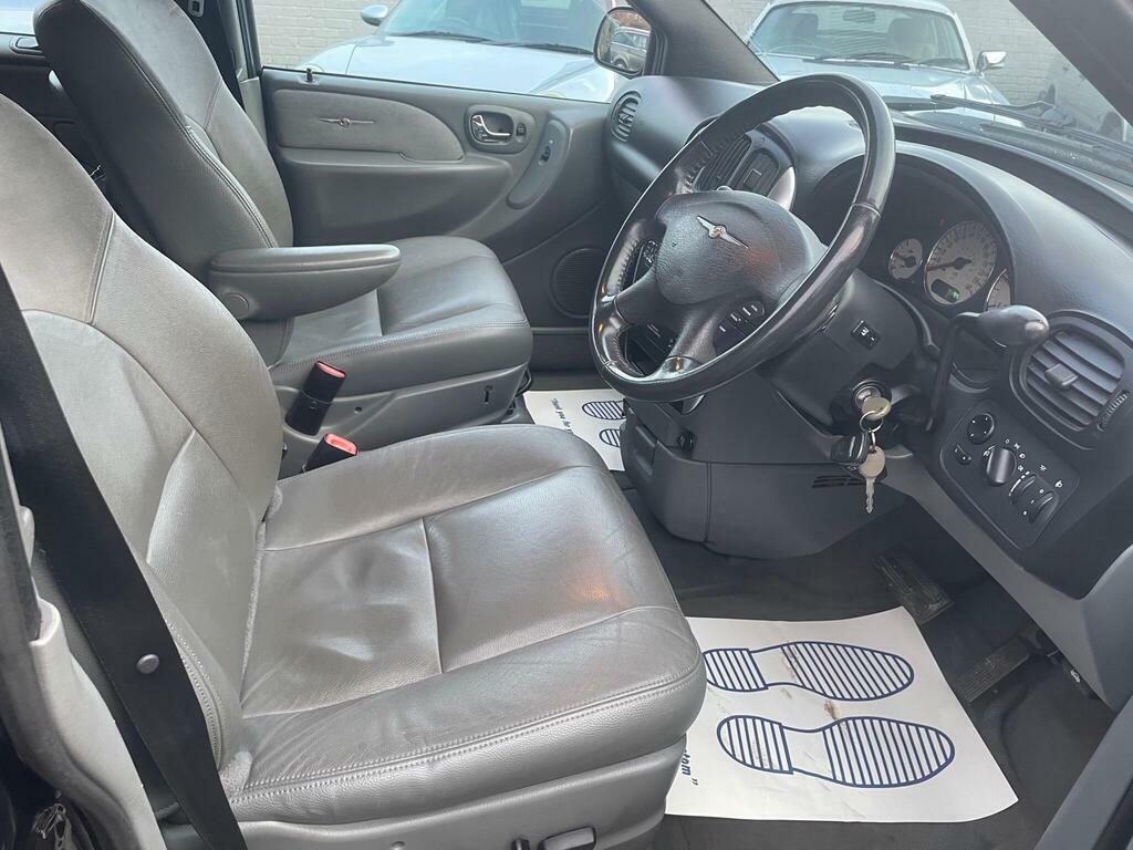 Chrysler Grand Voyager Executive Crd Silver #10