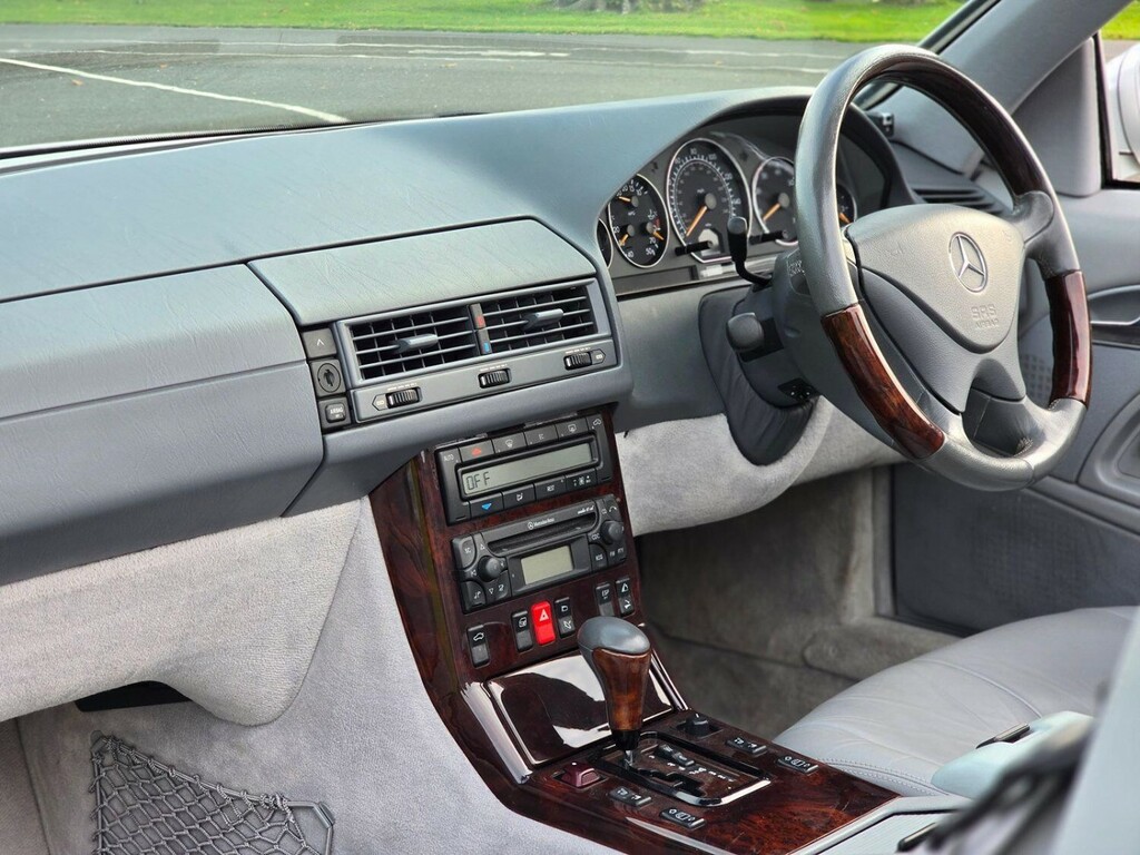 Mercedes-Benz SL Class 3.2 Sl320 Blue #2