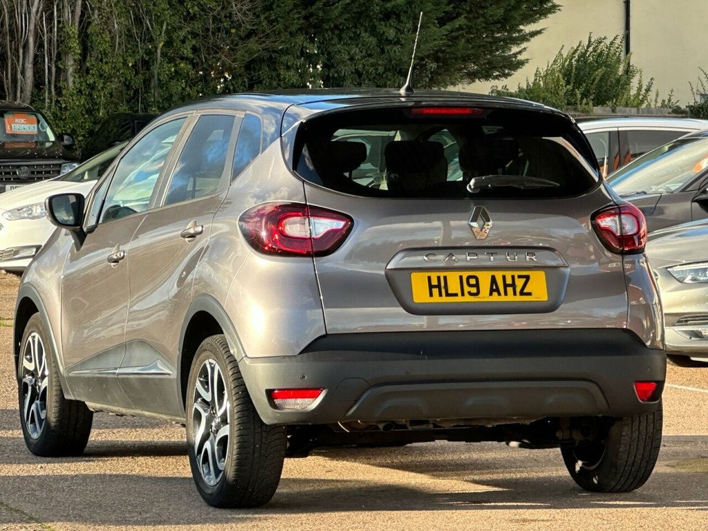 Renault Captur 1L Iconic HL19AHZ Grey #4