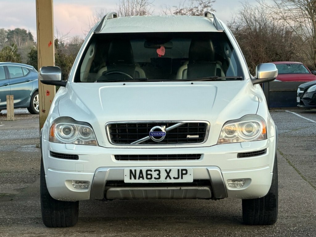 Volvo XC90 2.4L R-design Nav NA63XJP White #2