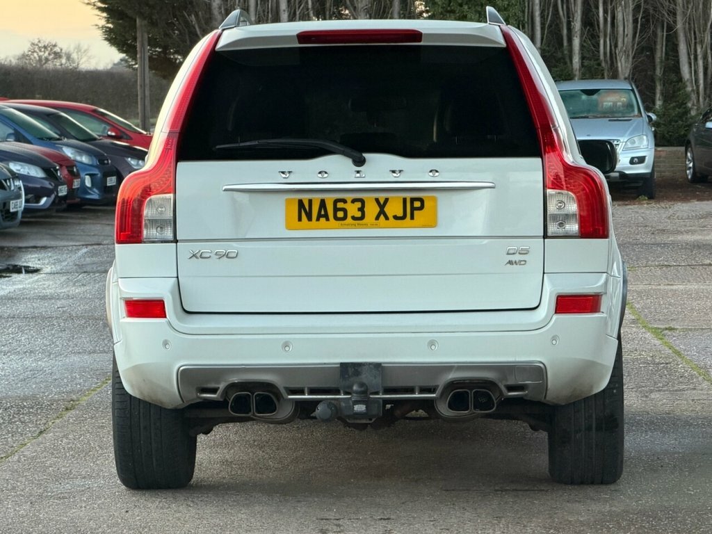 Volvo XC90 2.4L R-design Nav NA63XJP White #5