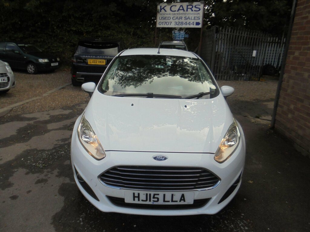 Ford Fiesta 1.0T Ecoboost Zetec Euro 6 Ss HJ15LLA White #4