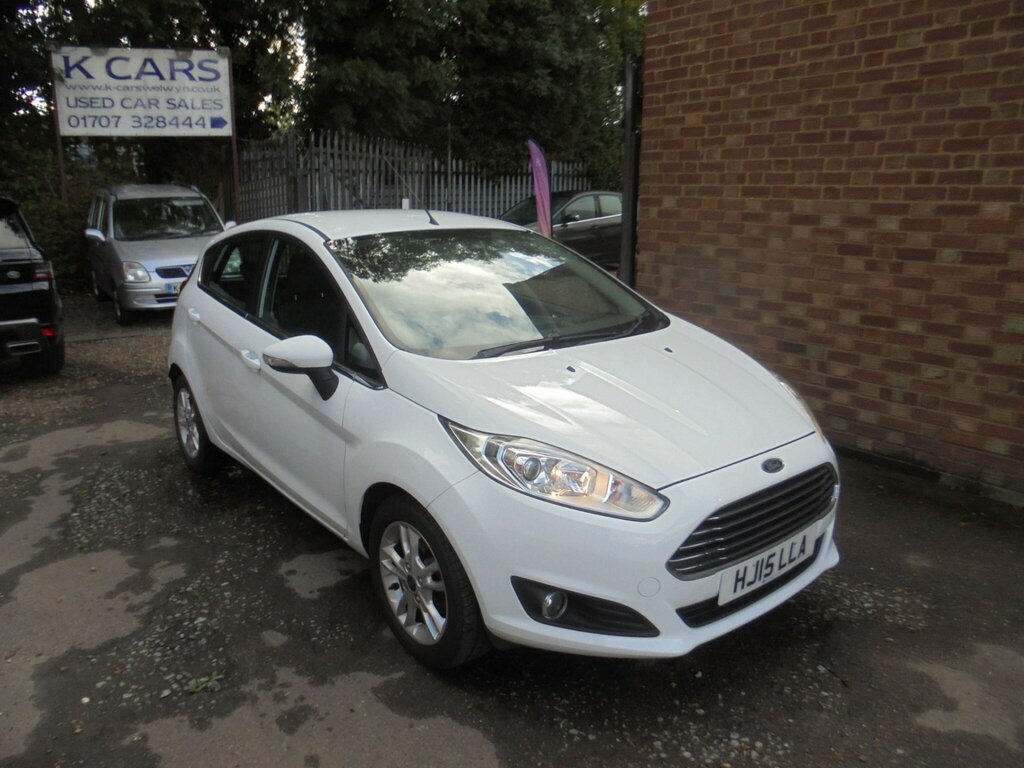 Ford Fiesta 1.0T Ecoboost Zetec Euro 6 Ss HJ15LLA White #2