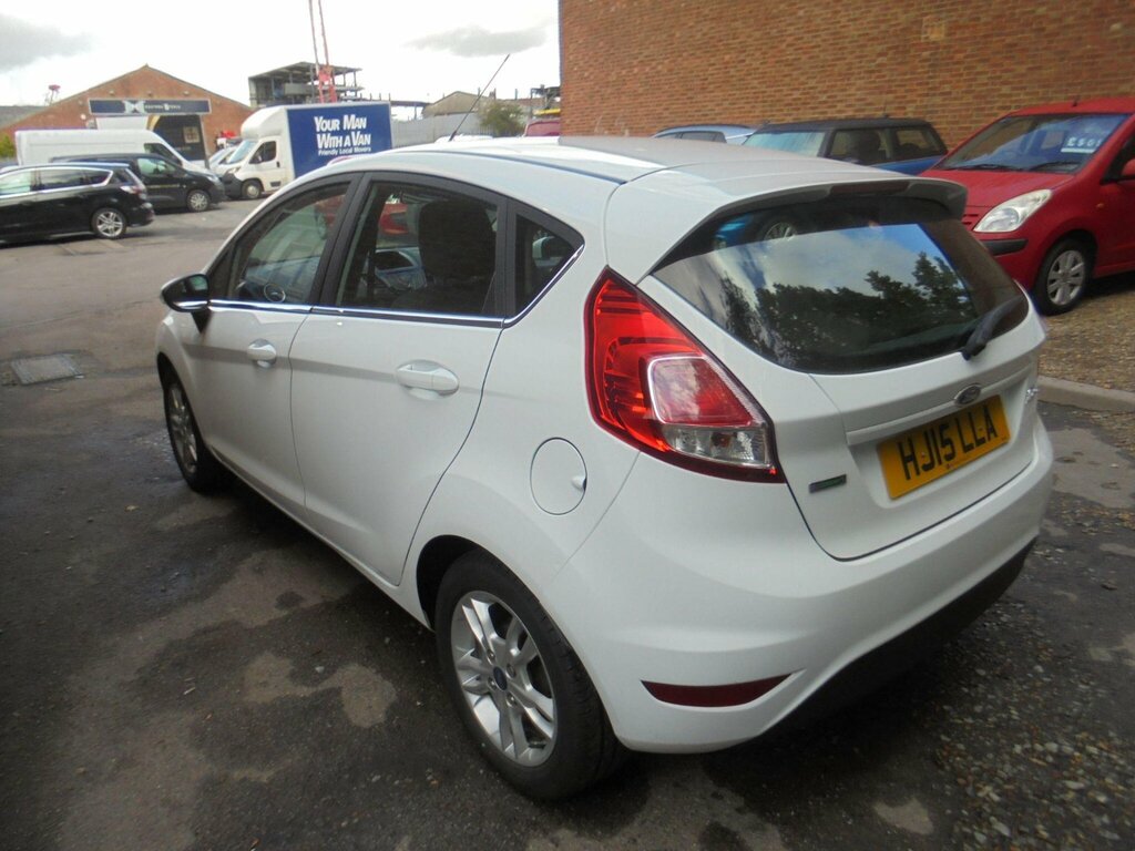 Ford Fiesta 1.0T Ecoboost Zetec Euro 6 Ss HJ15LLA White #6