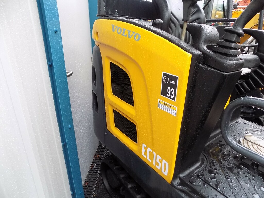 Volvo  2.0L 2.0 D2 Pro Euro 6 Ss Blue #2