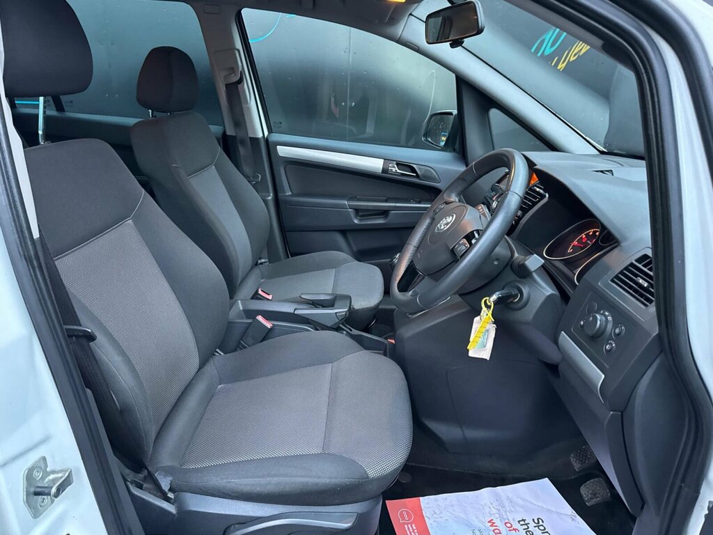 Vauxhall Zafira Tourer  Red #13