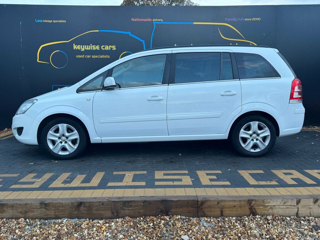 Vauxhall Zafira Tourer  Red #2