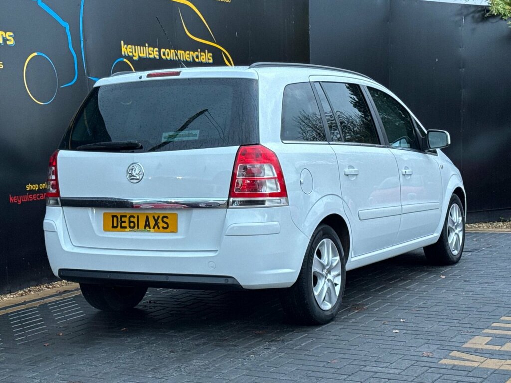 Vauxhall Zafira Tourer  Red #5