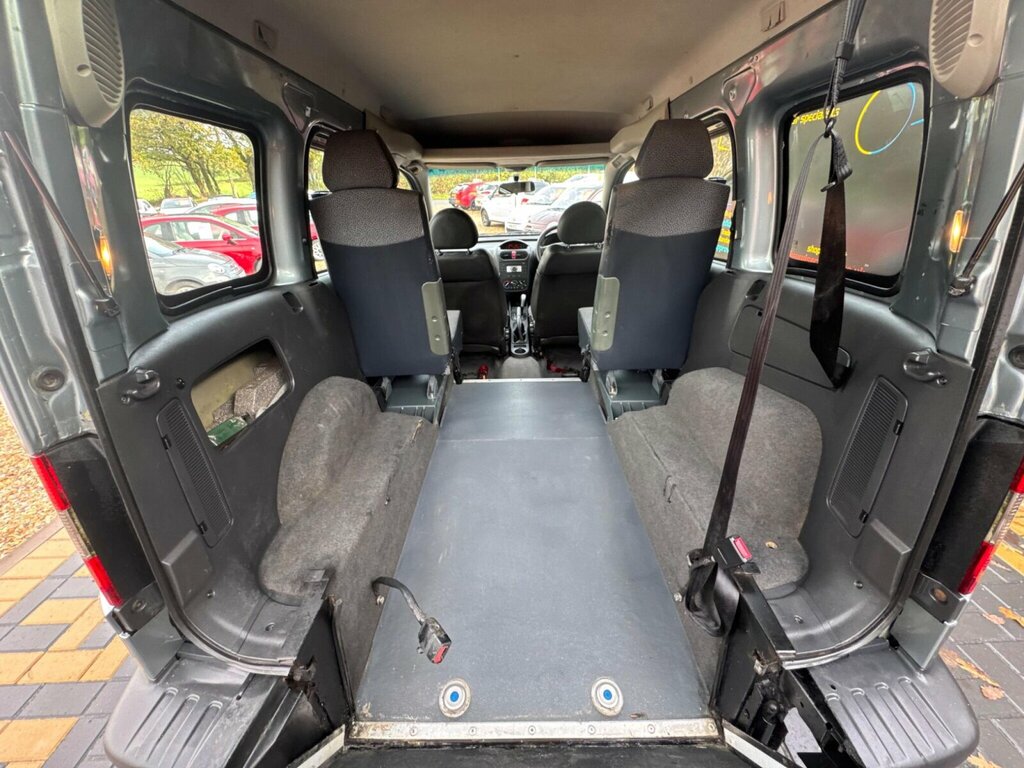 Vauxhall Combo Tour 1.2 Cdti Wheelchair Accessible Disabled Blue #20