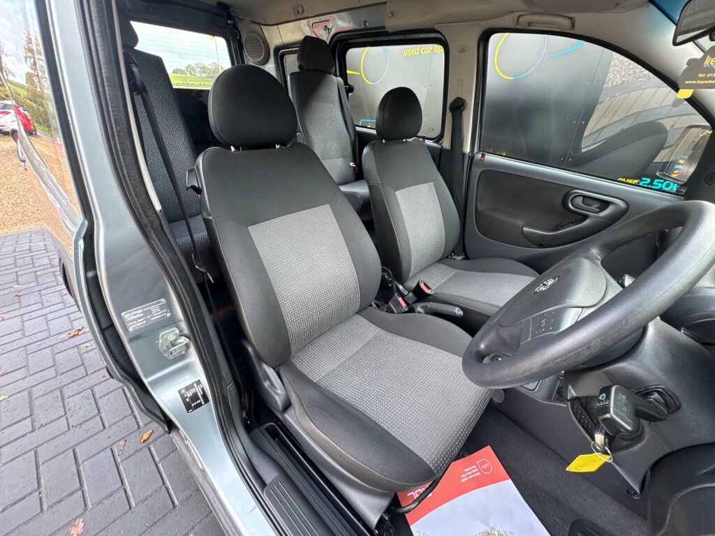 Vauxhall Combo Tour 1.2 Cdti Wheelchair Accessible Disabled Blue #14