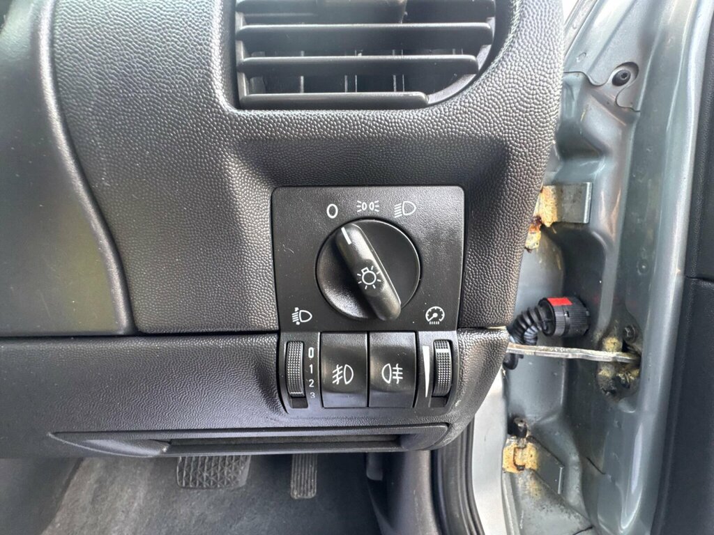 Vauxhall Combo Tour 1.2 Cdti Wheelchair Accessible Disabled Blue #25