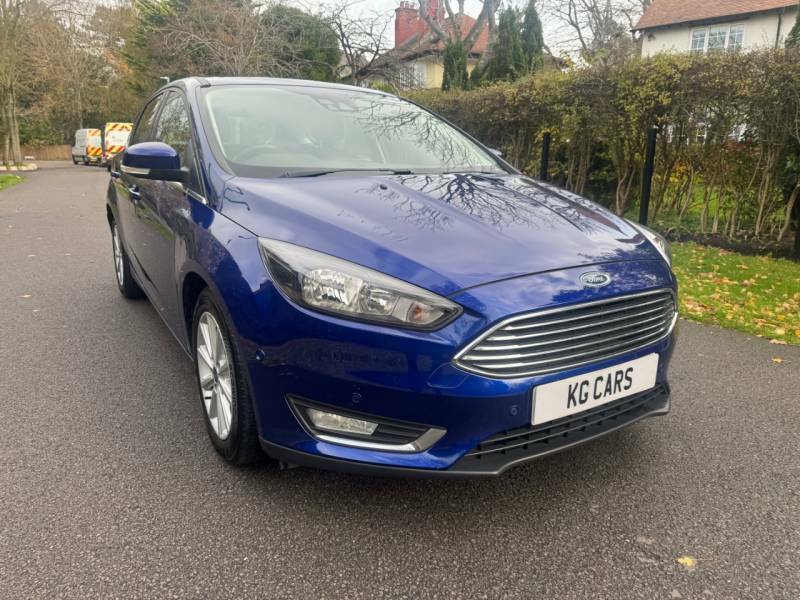 Ford Focus 1.5 Ecoboost Titanium - 2017 67 BJ67WWX Blue #2