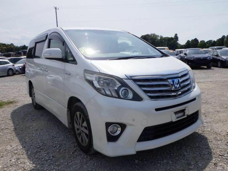 Toyota Alphard Hybrid Sr 2.4 White