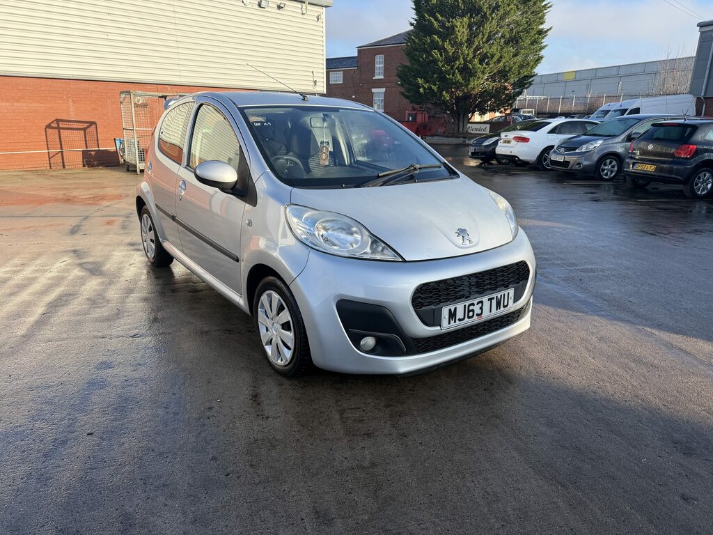 Peugeot 107 Hatchback Silver