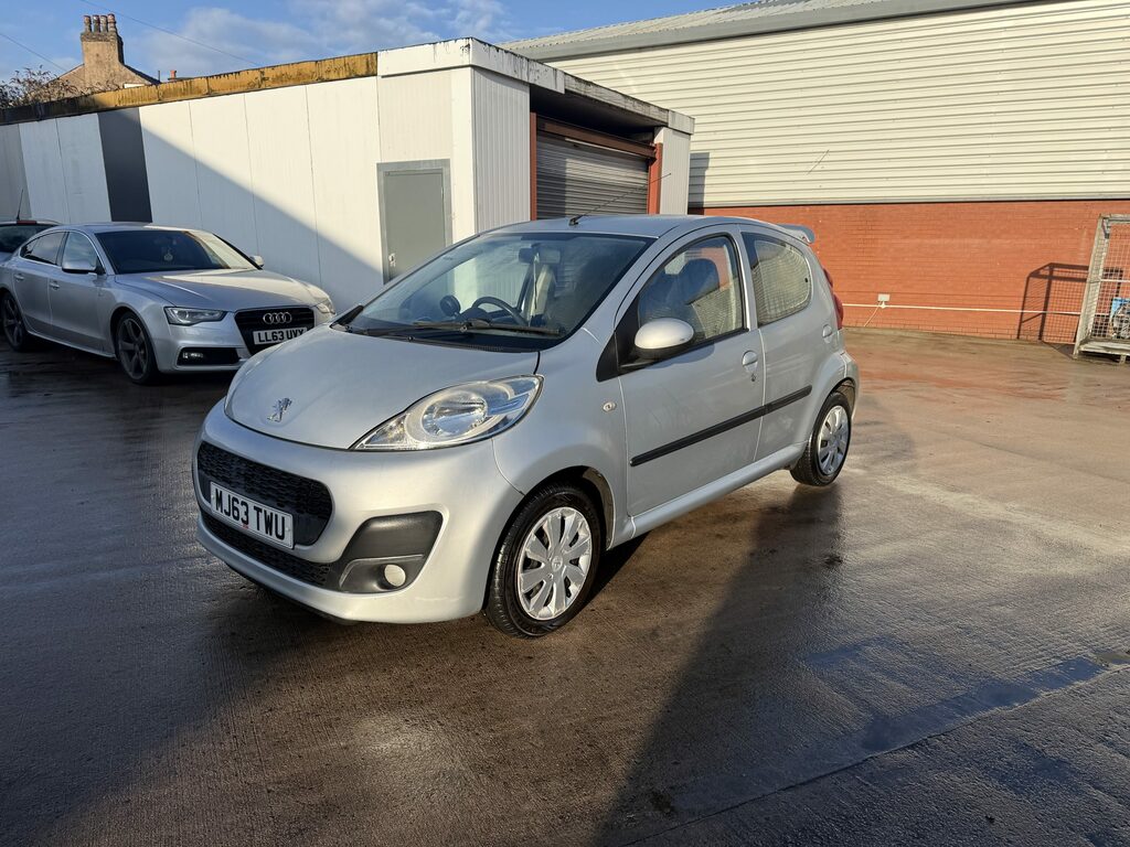Peugeot 107 Hatchback MJ63TWU Silver #2