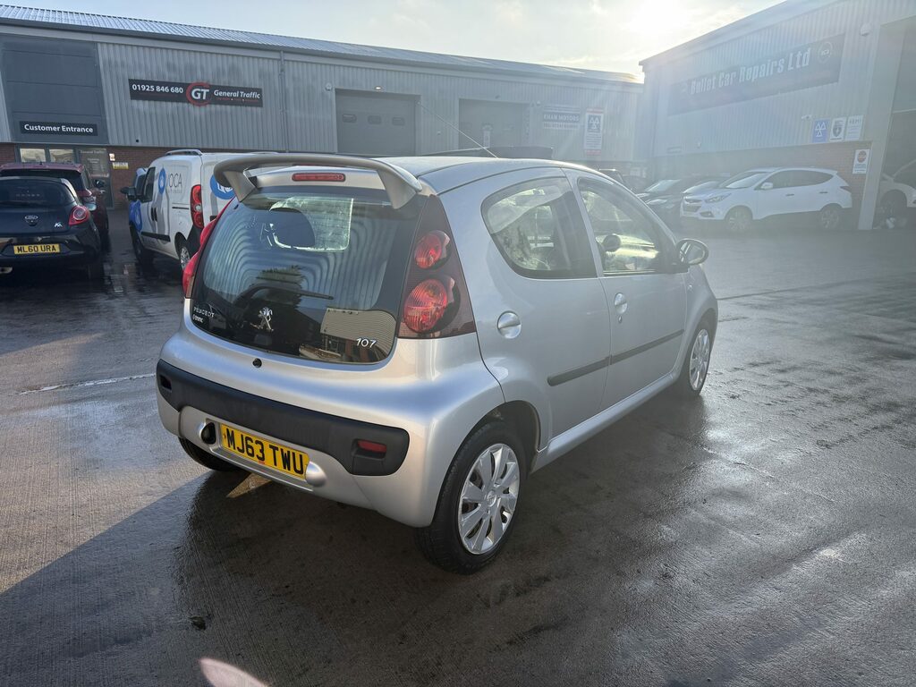 Peugeot 107 Hatchback MJ63TWU Silver #4