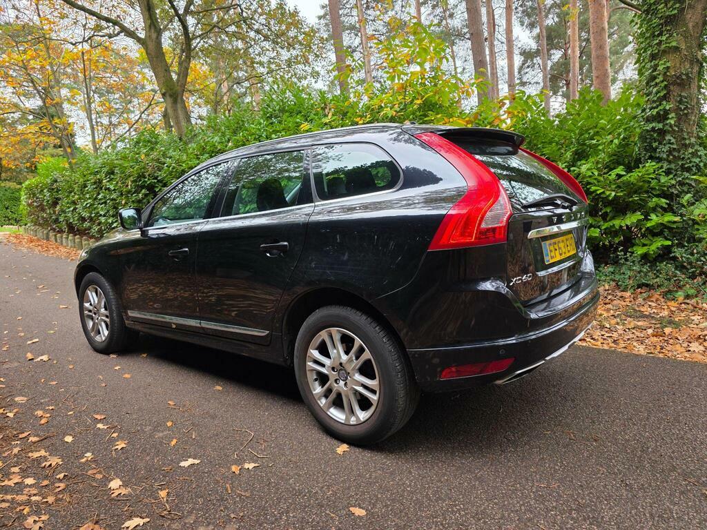 Volvo XC60 2.4 D4 Se Lux Geartronic Awd Euro 5 EF63EHD Black #6