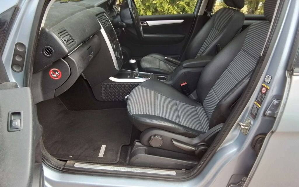 Mercedes-Benz B Class B200 Se Tip Black #4