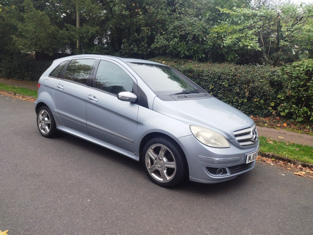 Mercedes-Benz B Class B200 Se Tip Black #8