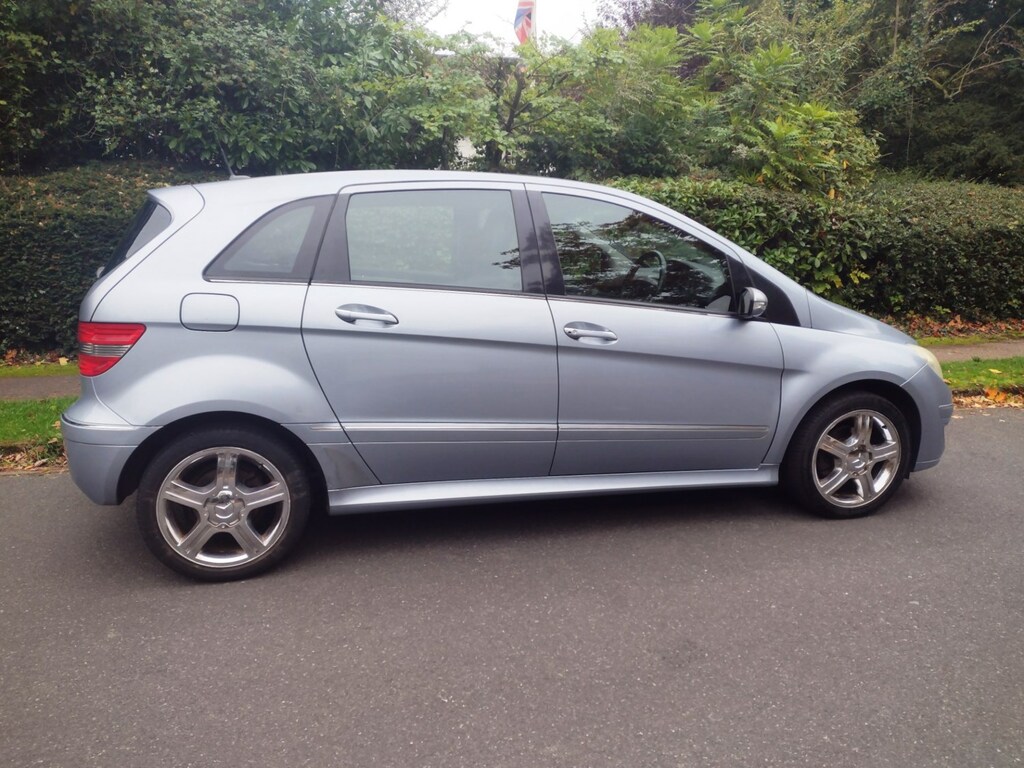 Mercedes-Benz B Class B200 Se Tip Black #2