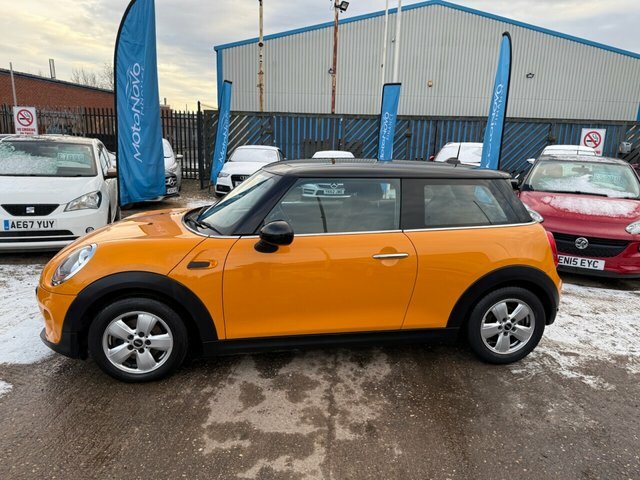 Mini Hatch 1.5 Cooper Hatchback Euro 6 S S CN15LFG Orange #5