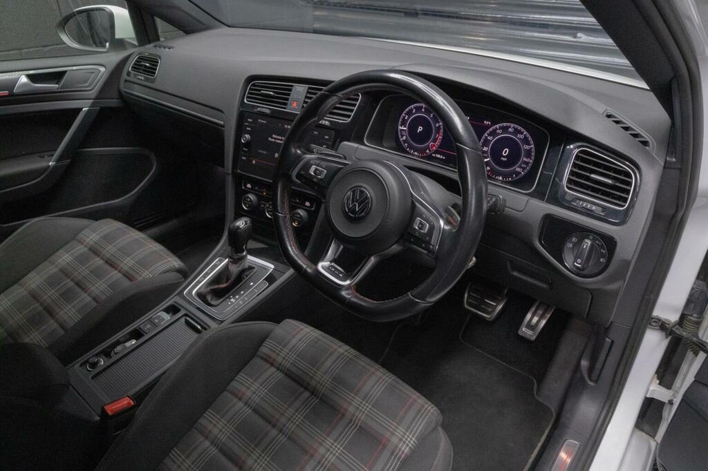 Volkswagen Golf Hatchback 2.0 Tsi Gti Performance Dsg Euro 6 Ss R15JMX White #2
