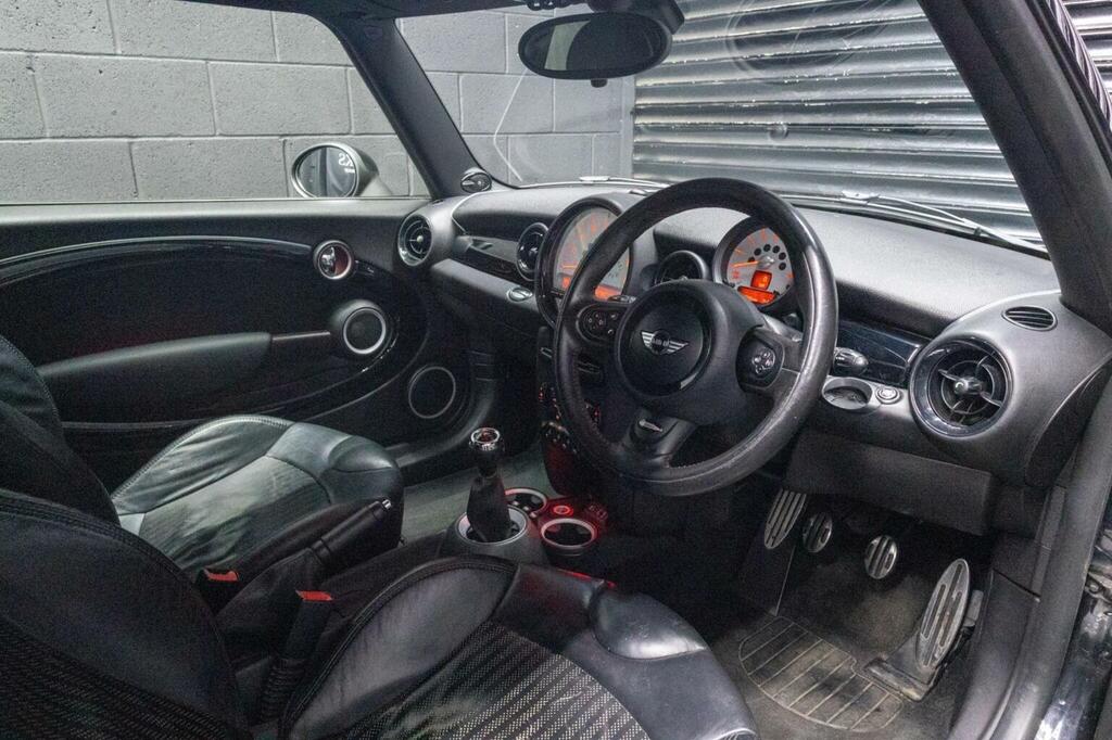 Mini Hatch Hatchback 1.6 Cooper S Euro 5 Ss 201363 Black