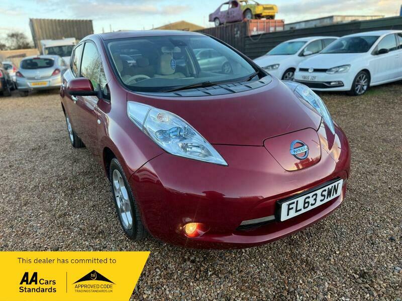 Nissan Leaf 24Kwh Auto 5dr Red