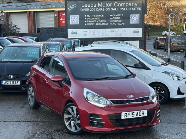 Kia RIO Hatchback Red #2