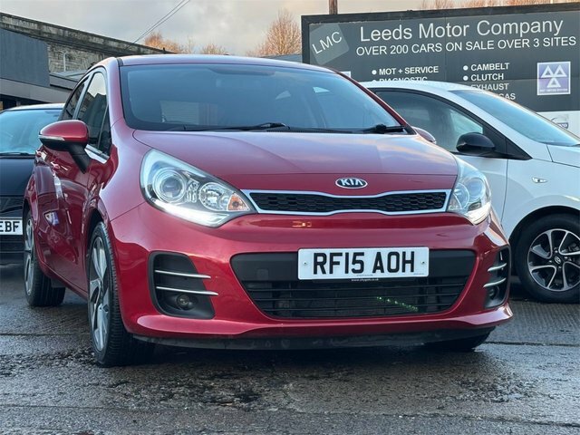 Kia RIO Hatchback Red #3