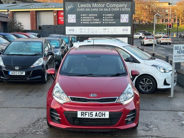 Kia RIO Hatchback Red #6