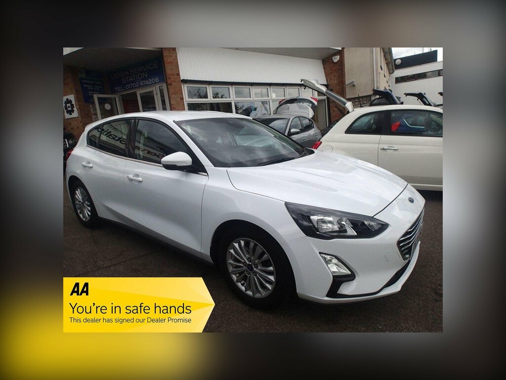 Ford Focus 1.0T Ecoboost Mhev Titanium Edition Hatchback White