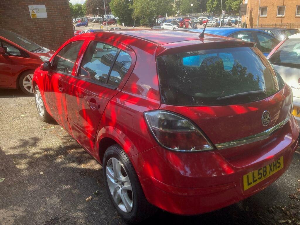 Vauxhall Astra 1.4 I 16V Active LL58XHS Red #4