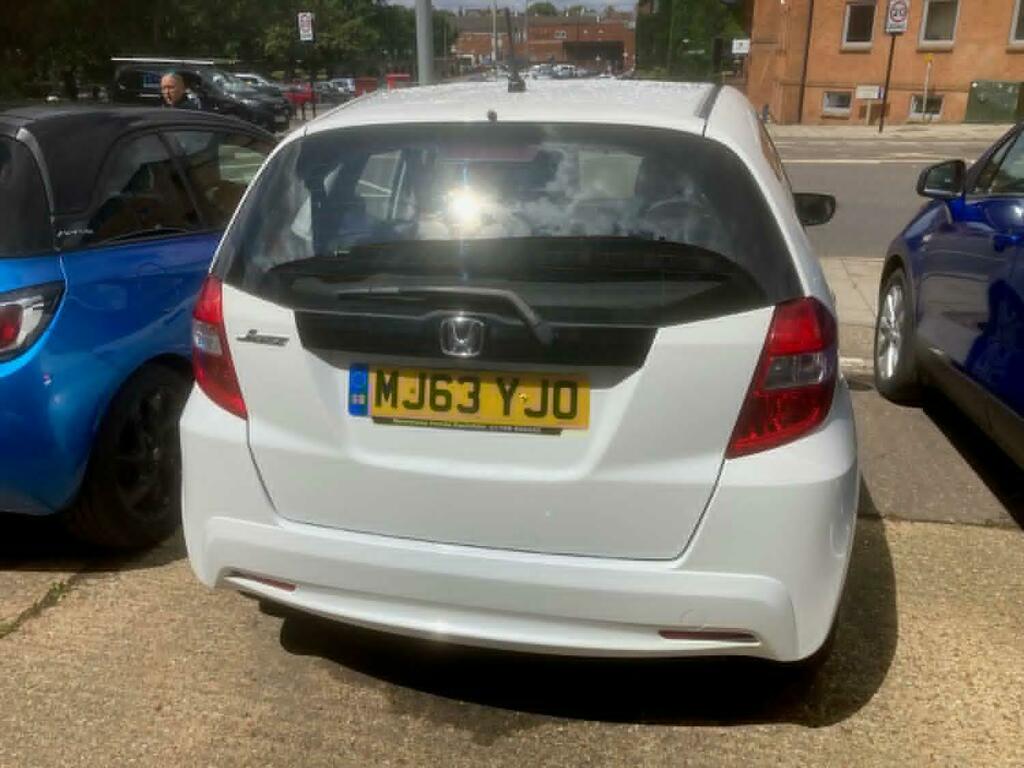 Honda Jazz 1.2 I-vtec S White #5