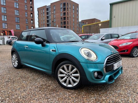 Mini Hatch Cooper 1.5 Chilli