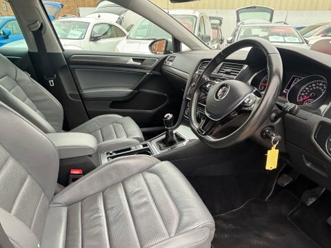 Volkswagen Golf 1.4Tsi 150 Se   #5