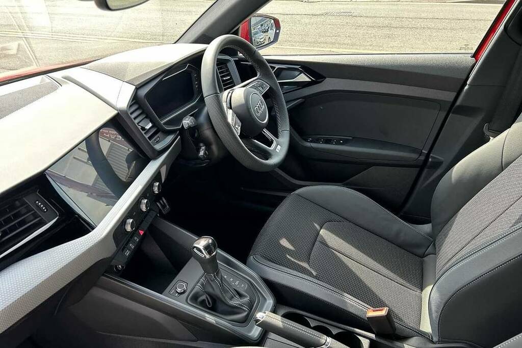 Audi A1 30 Tfsi S Line S Tronic VN25HVB Red #2