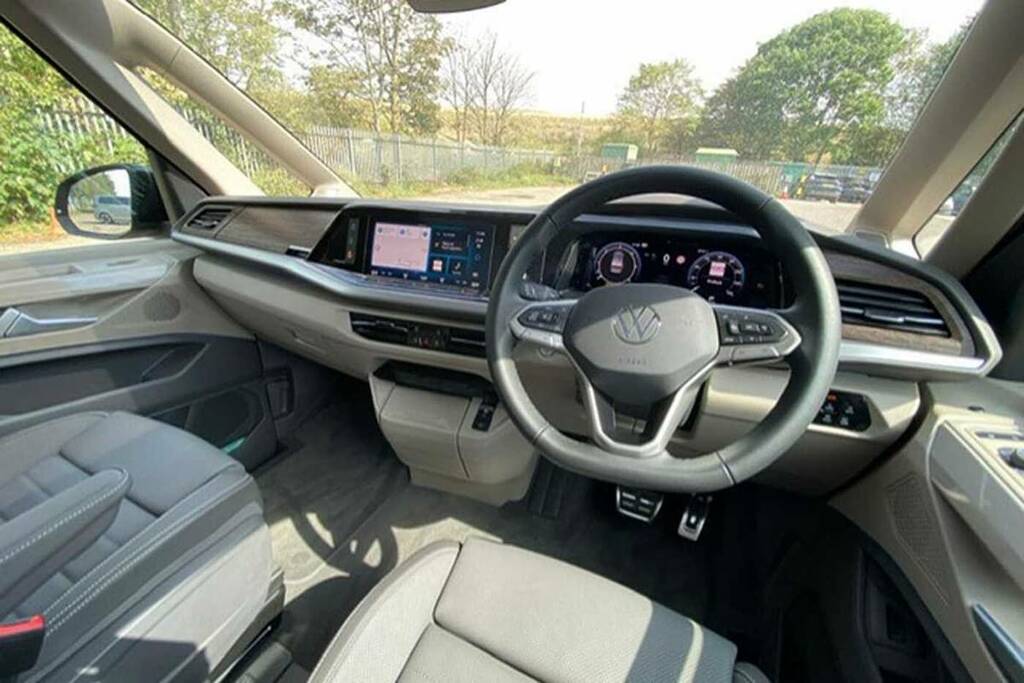 Volkswagen Multivan 2.0 Tdi Style Lwb Dsg BW25NVX Red #5
