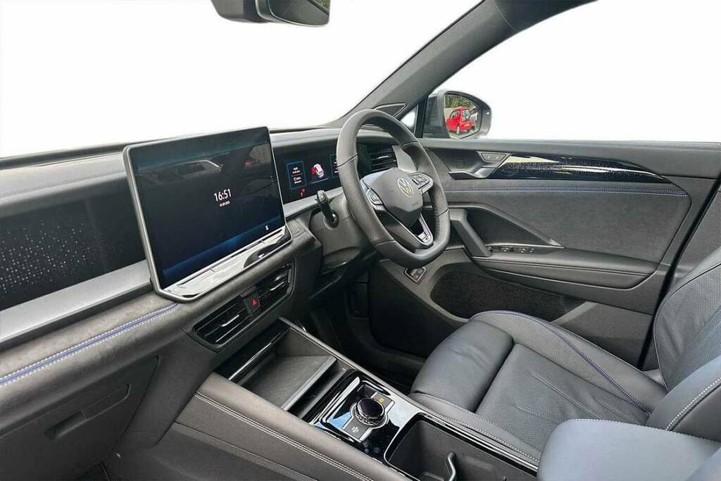 Volkswagen Tayron 1.5 Tsi Ehybrid 272 R-line Edition Dsg6 VO75CNK Green #2