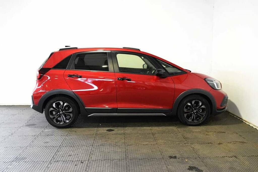 Honda Jazz 1.5 I-mmd Hybrid Crosstar Advance Ecvt VX75MDN Red #5