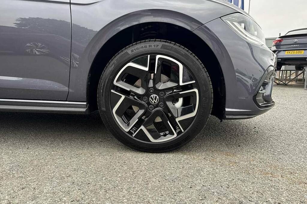 Volkswagen Polo 1.0 Tsi 115 Black Edition Dsg VX75YVH Grey #5