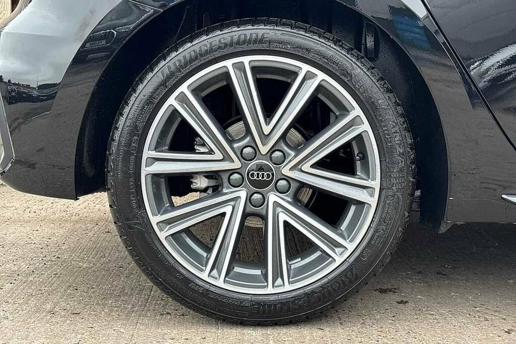 Audi A1 30 Tfsi S Line S Tronic VO75KOE Black #5