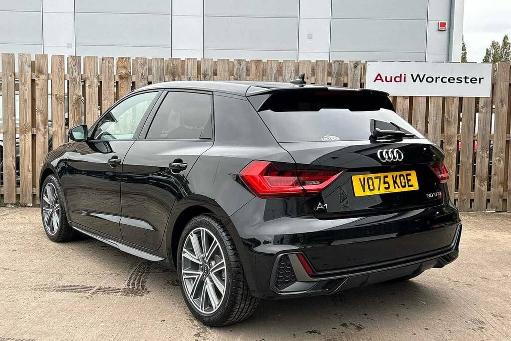 Audi A1 30 Tfsi S Line S Tronic VO75KOE Black #3